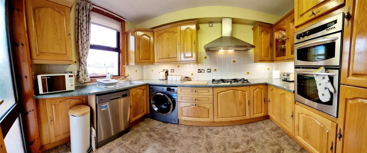3 Bedroom House Free Parking Holiday home